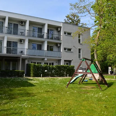Silver Apartman Lägenhet Balatongyörök